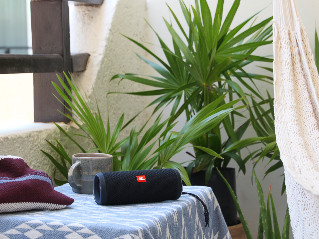 Favourite travel gear JBL Flip 4